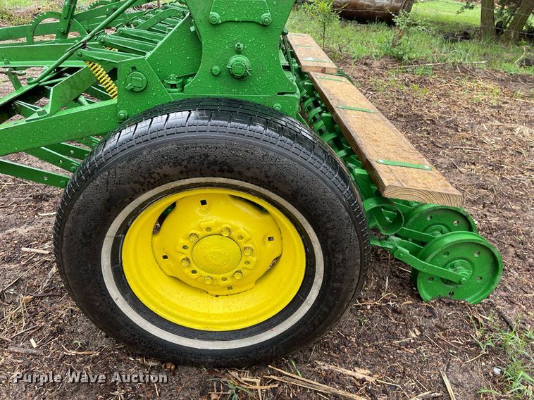 image for item LY9683 John Deere  grain drill