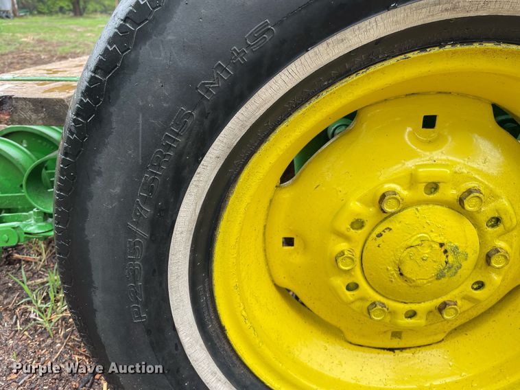 image for item LY9683 John Deere  grain drill