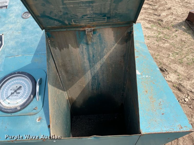 image for item LY9687 1970 M&W P-2000  Hydra-Gauge Dynameter PTO generator