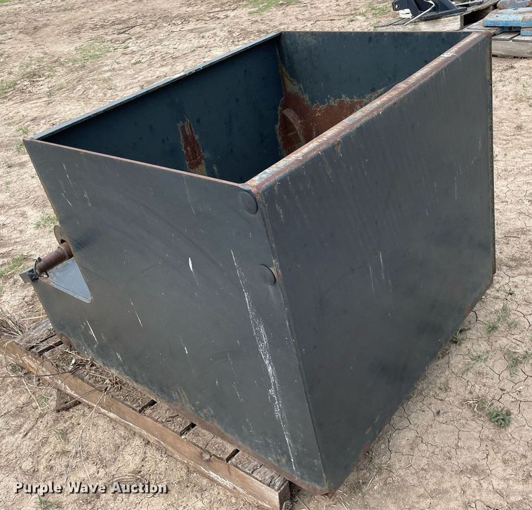 image for item LY9692 Weight box