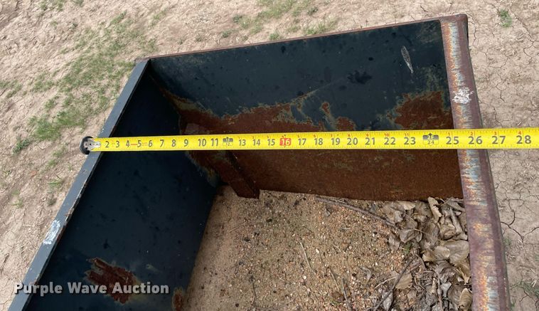 image for item LY9692 Weight box