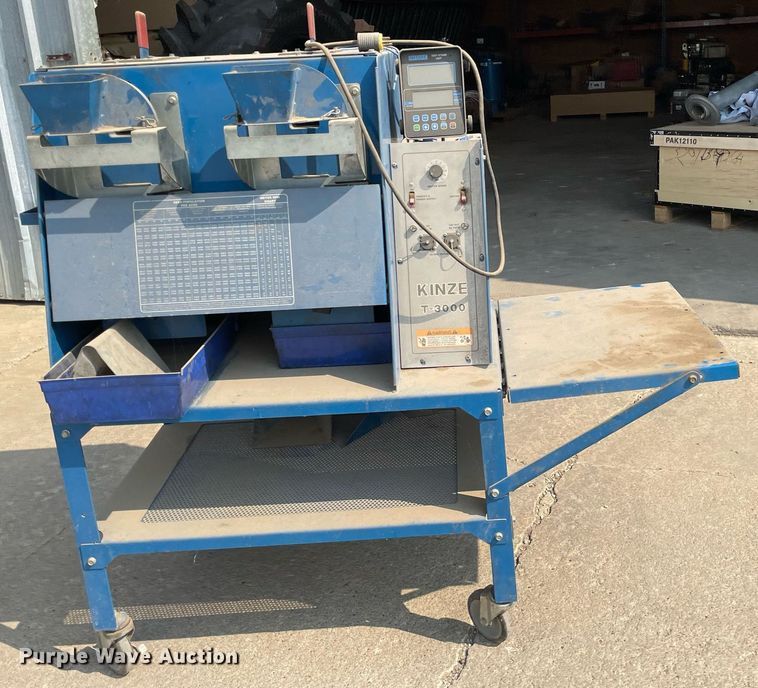 image for item LY9695 Kinze T3000  seed meter test stand