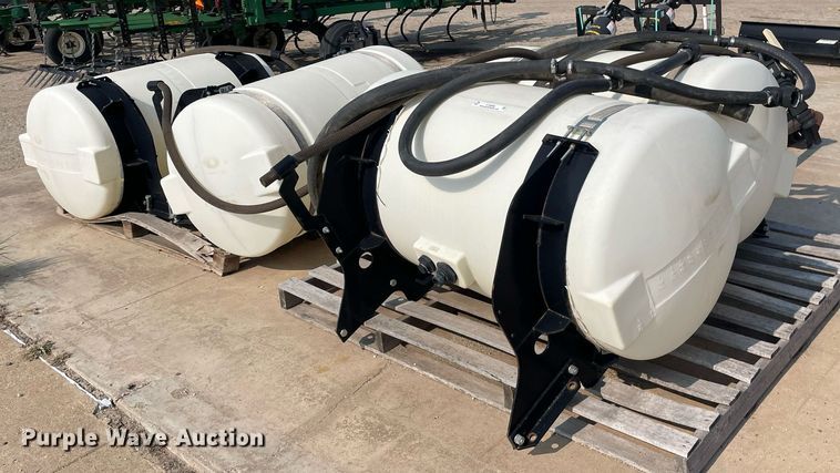 image for item LY9698 (4) poly tanks