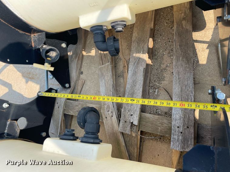 image for item LY9698 (4) poly tanks