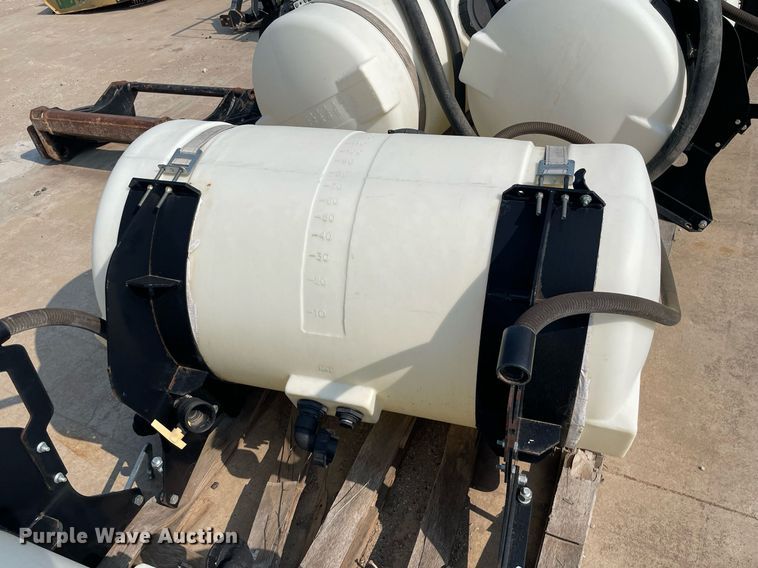 image for item LY9698 (4) poly tanks