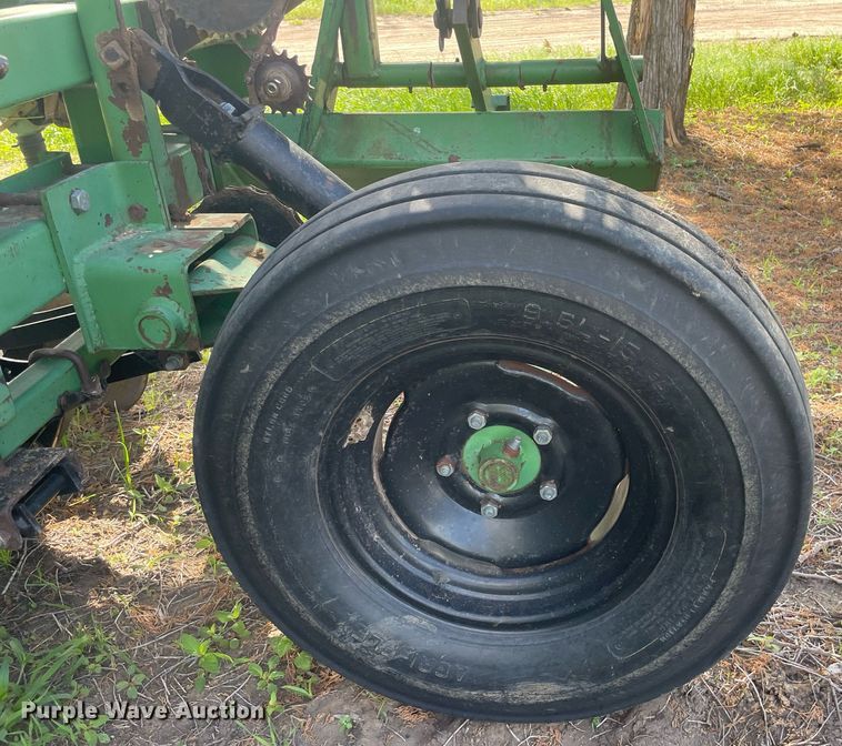 image for item LY9787 Great Plains 247584-0134  grain drill