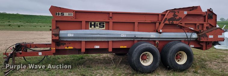 image for item ML9368 H&S MS600  manure spreader