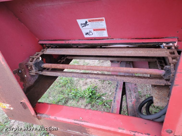 image for item ML9368 H&S MS600  manure spreader