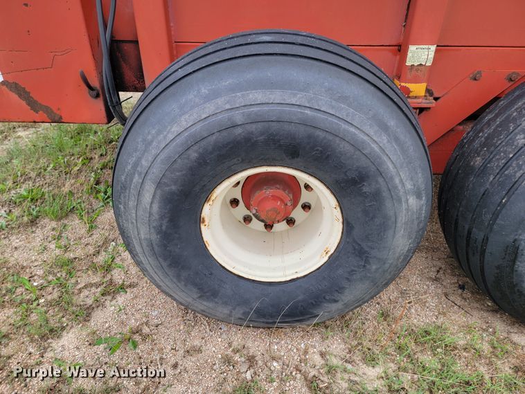 image for item ML9368 H&S MS600  manure spreader