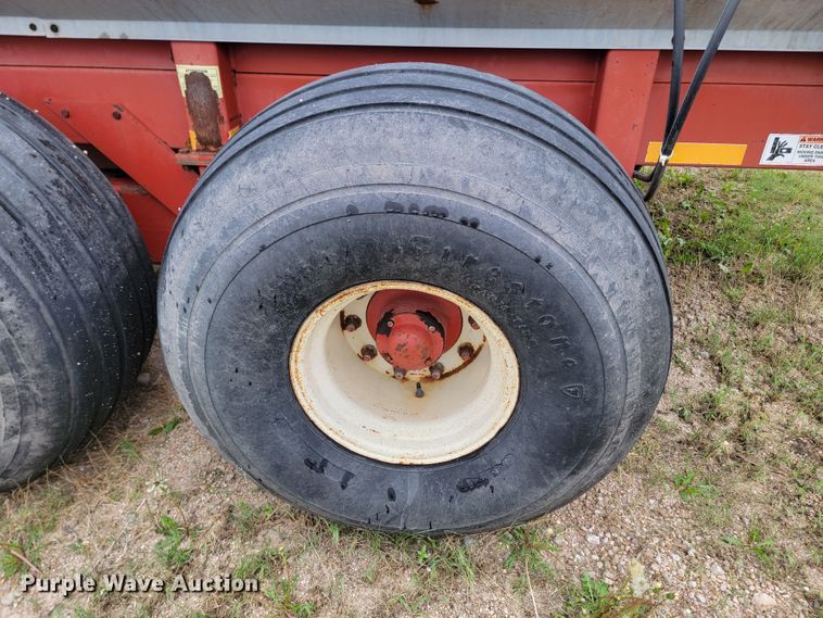 image for item ML9368 H&S MS600  manure spreader
