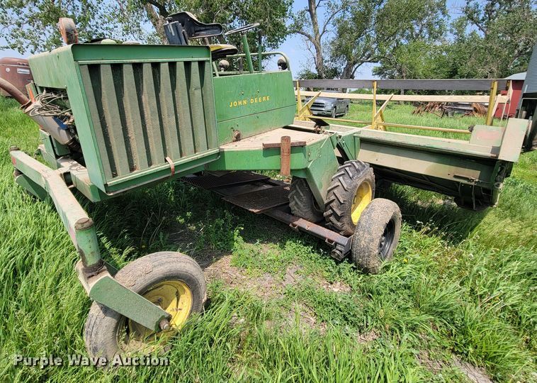 image for item ML9411 John Deere 800  swather / windrower