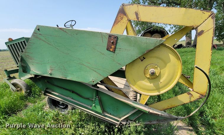 image for item ML9411 John Deere 800  swather / windrower