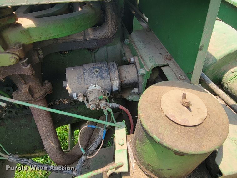 image for item ML9411 John Deere 800  swather / windrower