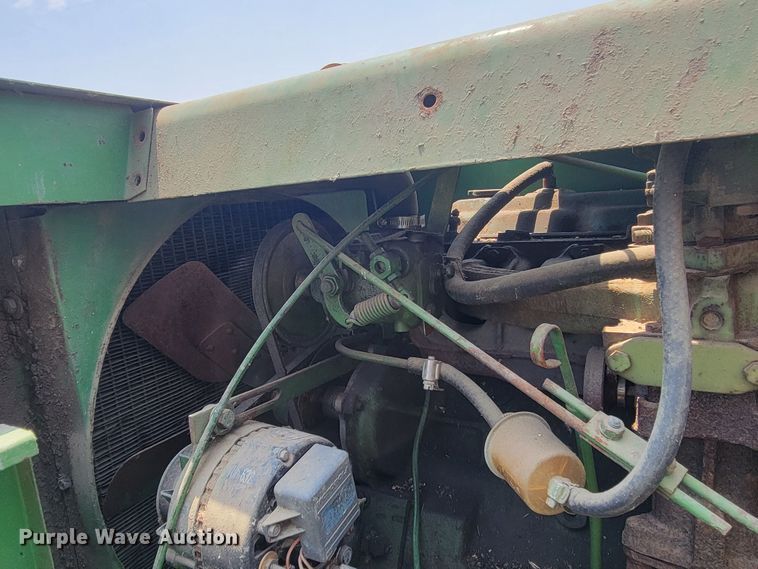 image for item ML9411 John Deere 800  swather / windrower