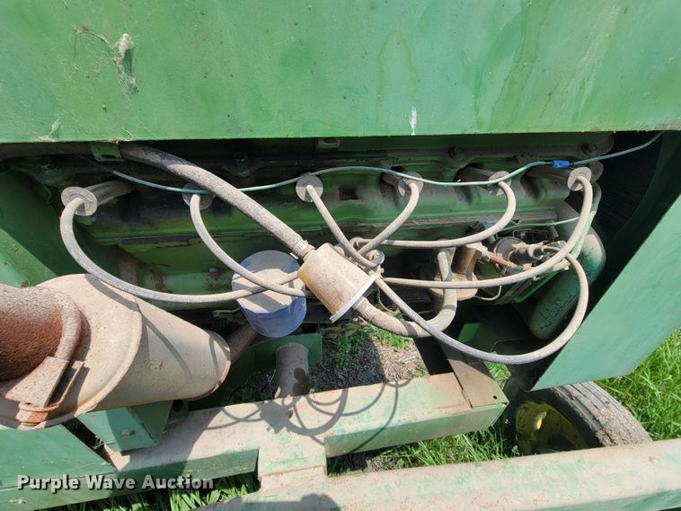 image for item ML9411 John Deere 800  swather / windrower