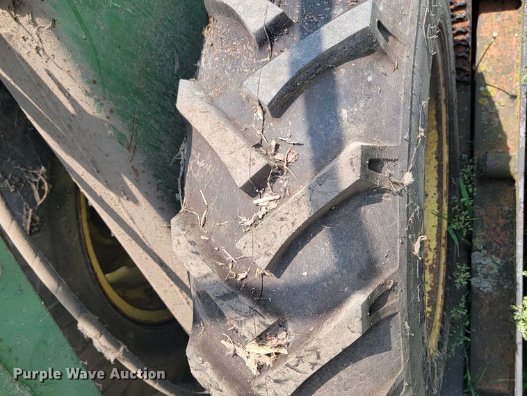 image for item ML9411 John Deere 800  swather / windrower