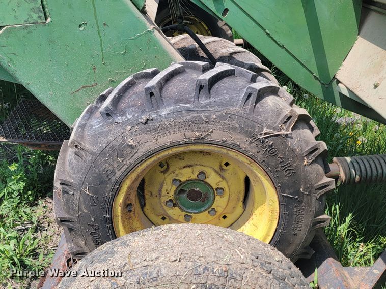 image for item ML9411 John Deere 800  swather / windrower