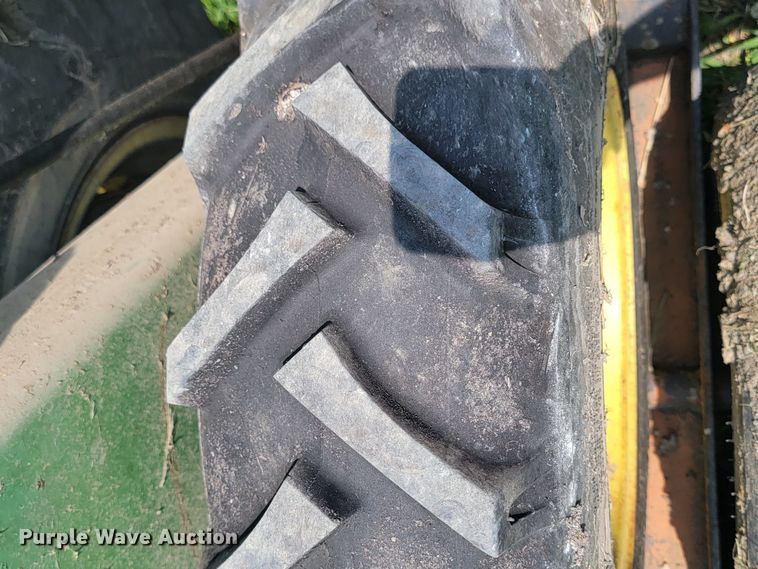 image for item ML9411 John Deere 800  swather / windrower