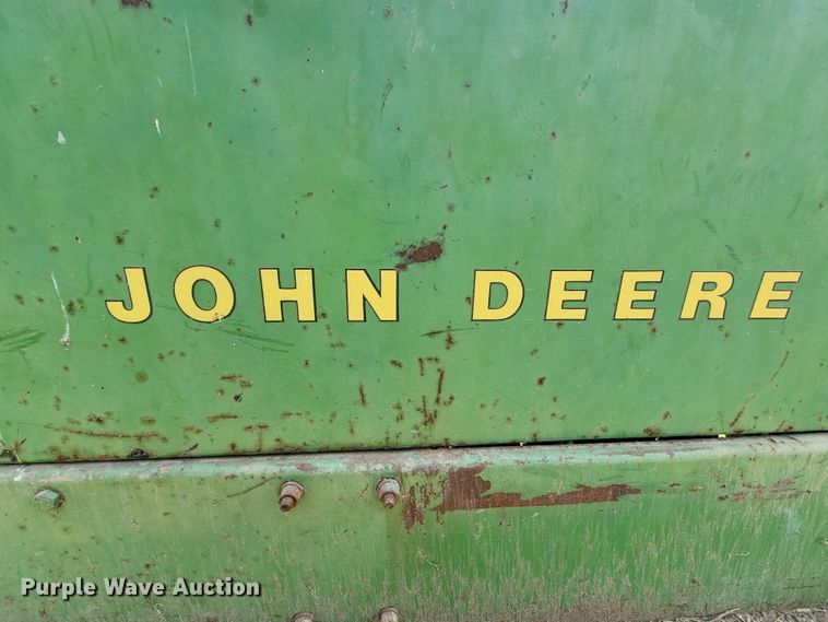 image for item ML9411 John Deere 800  swather / windrower