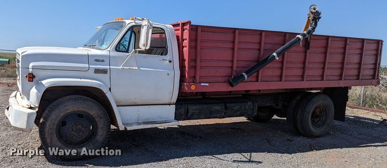 image for item MN9996 1973 GMC 6000  grain truck