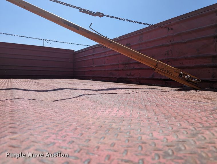 image for item MN9996 1973 GMC 6000  grain truck