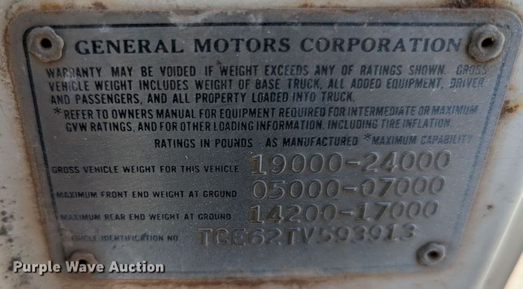 image for item MN9996 1973 GMC 6000  grain truck