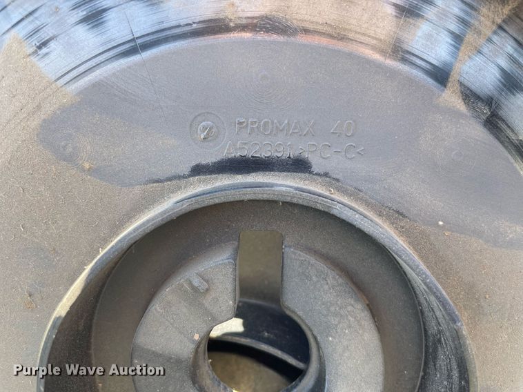 image for item MS9744 John Deere 7200 Max Emerge 2  planter