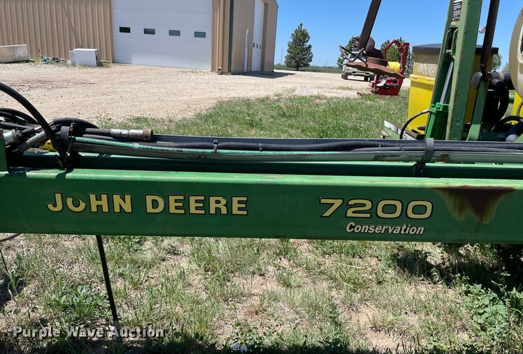 image for item MS9744 John Deere 7200 Max Emerge 2  planter