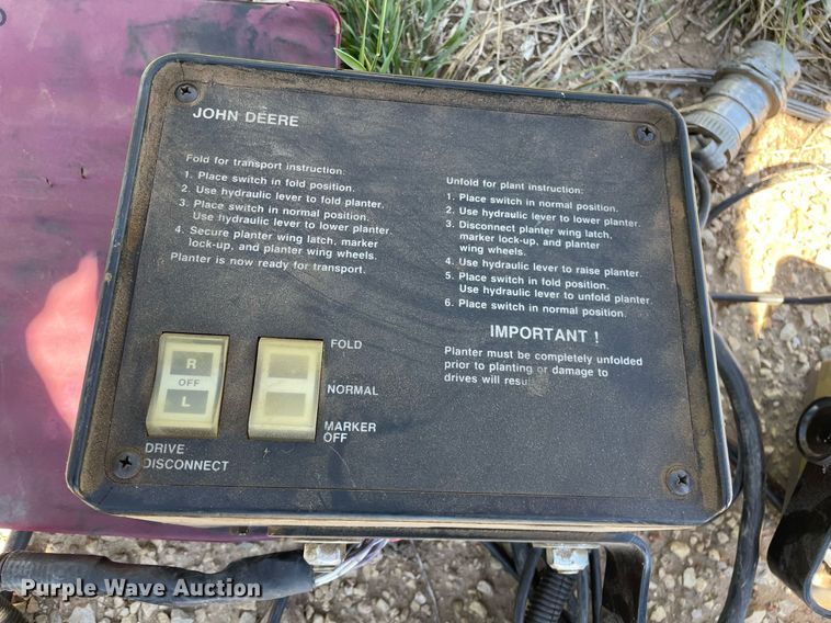 image for item MS9744 John Deere 7200 Max Emerge 2  planter