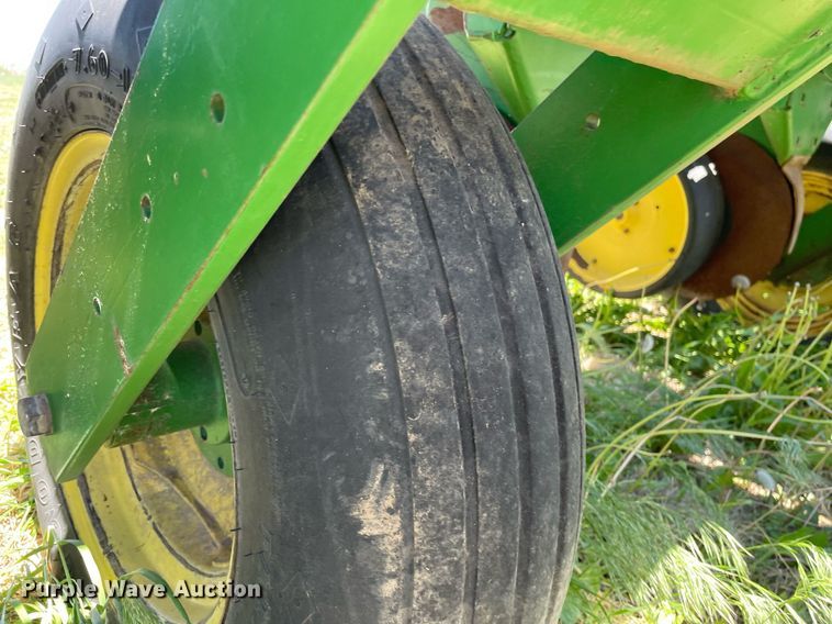 image for item MS9744 John Deere 7200 Max Emerge 2  planter