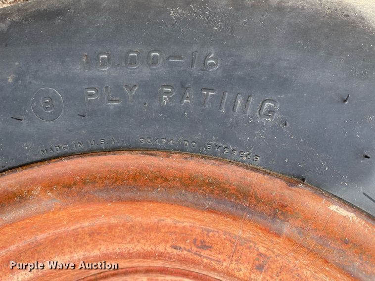 image for item MS9771 1966 International Farmall 706  tractor