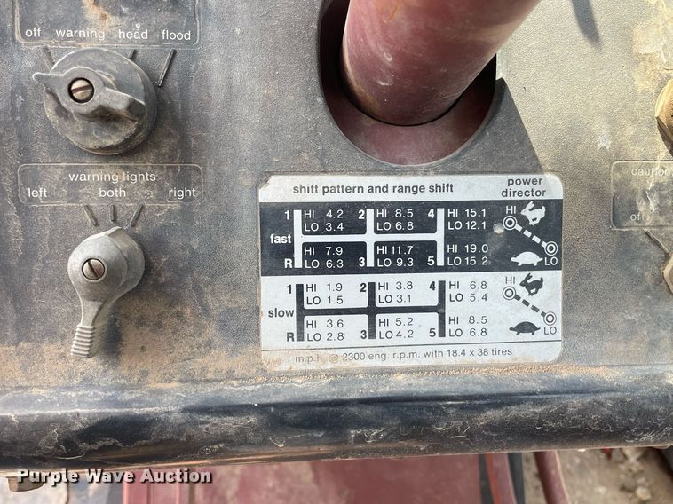 image for item MS9772 1974 Allis Chalmers 7030  tractor