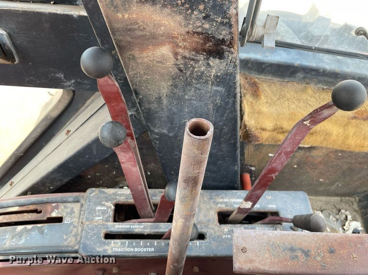 image for item MS9772 1974 Allis Chalmers 7030  tractor