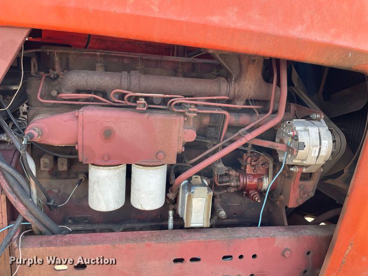 image for item MS9772 1974 Allis Chalmers 7030  tractor