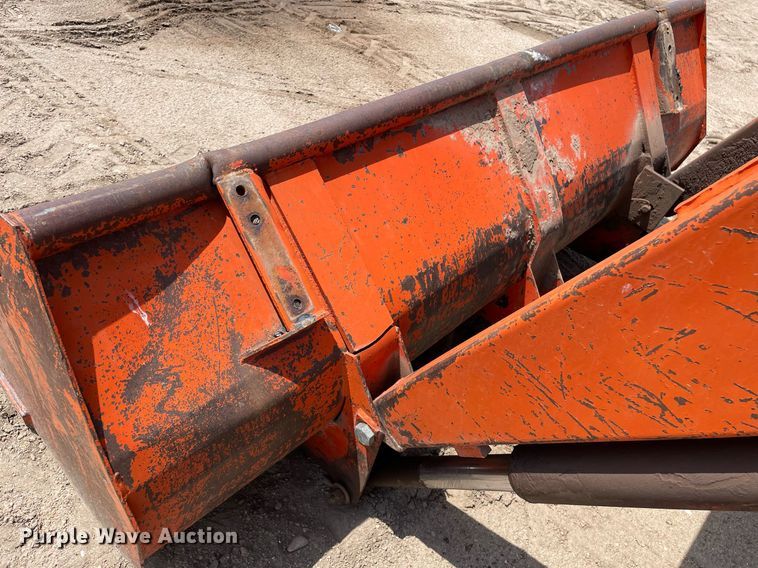 image for item MS9773 1970 International Farmall 826  tractor