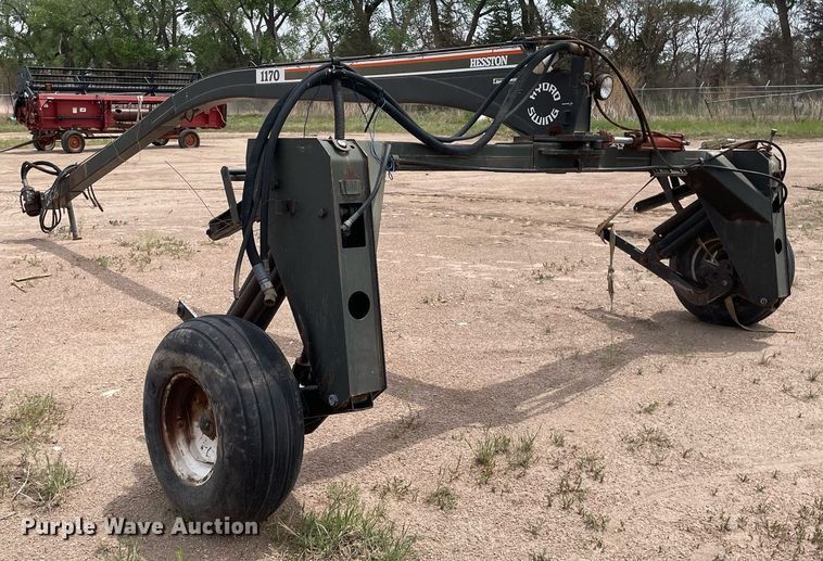 image for item MS9774 (2) swather / windrower frames