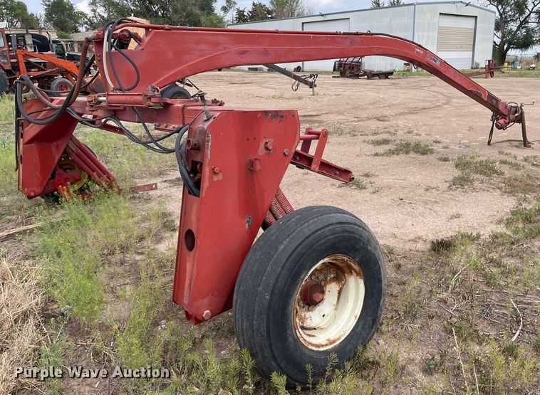 image for item MS9774 (2) swather / windrower frames