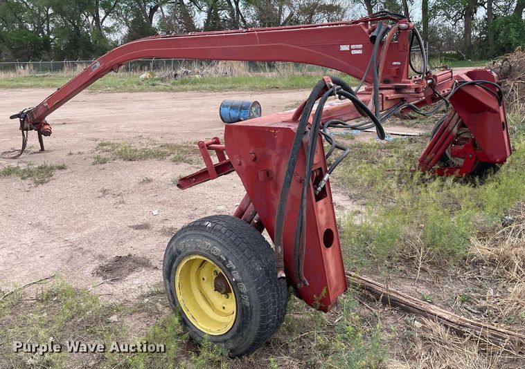image for item MS9774 (2) swather / windrower frames