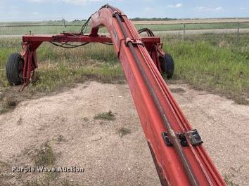 image for item MS9774 (2) swather / windrower frames