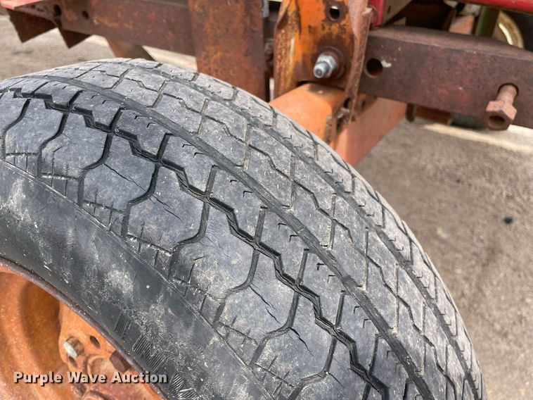 image for item MS9776 1996 Case 1020  rigid head