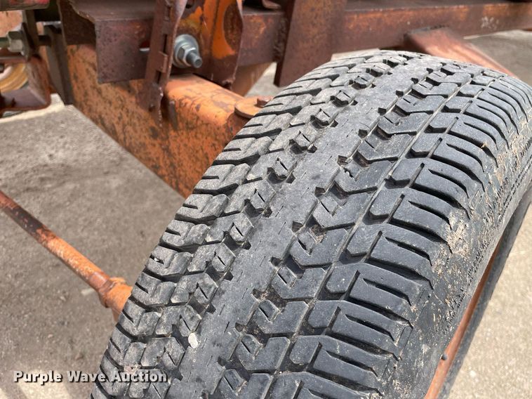 image for item MS9776 1996 Case 1020  rigid head