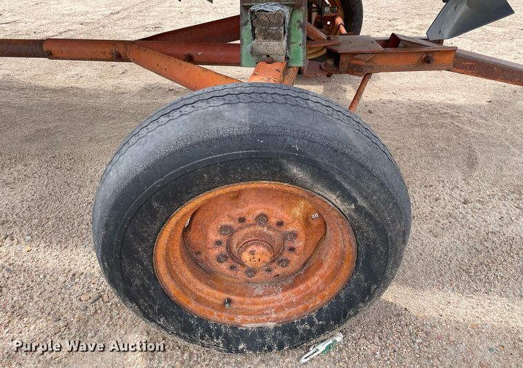 image for item MS9776 1996 Case 1020  rigid head