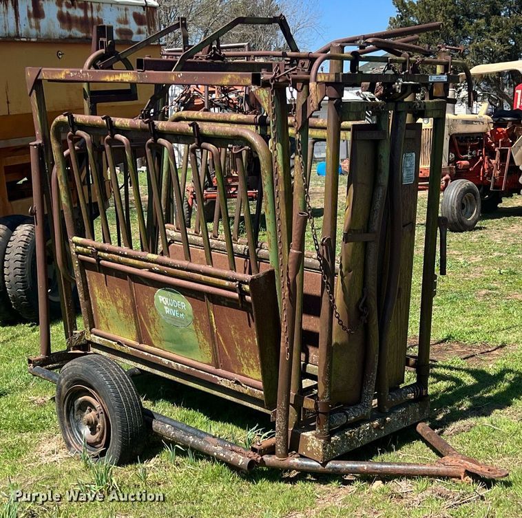 image for item MY9622 Powder River  livestock squeeze chute
