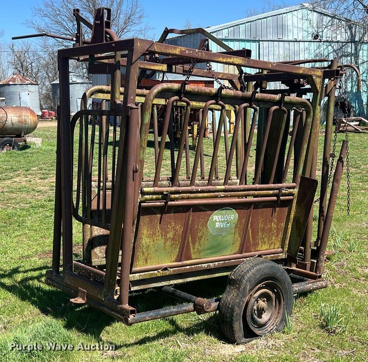 image for item MY9622 Powder River  livestock squeeze chute
