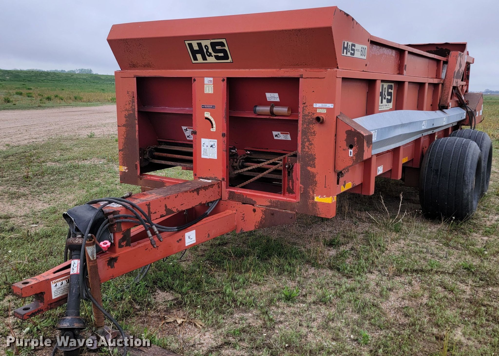 H&S MS600 manure spreader in Atkinson, NE Item ML9368 sold Purple Wave