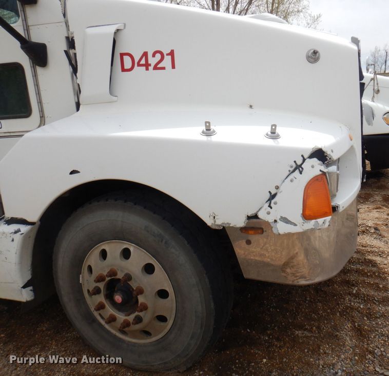 image for item AF9734 1999 Kenworth T600  semi truck