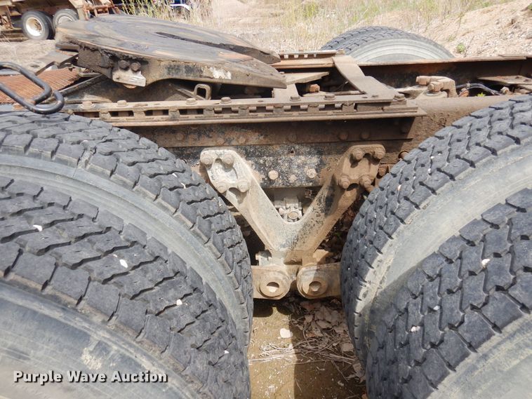 image for item AF9734 1999 Kenworth T600  semi truck