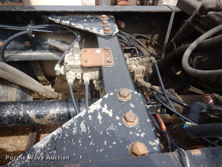 image for item AF9734 1999 Kenworth T600  semi truck