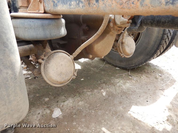 image for item AF9734 1999 Kenworth T600  semi truck