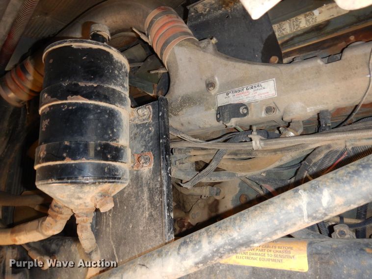 image for item AF9734 1999 Kenworth T600  semi truck